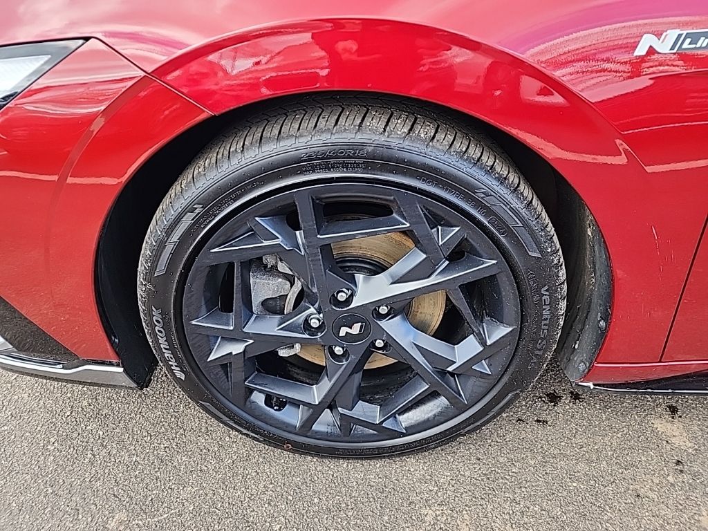 2025 Hyundai Elantra N Line - Photo 11