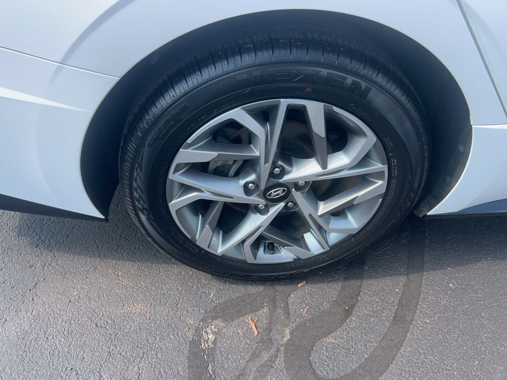 2022 Hyundai Sonata SEL - Photo 9
