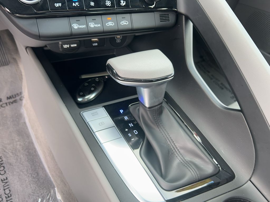 2024 Hyundai Elantra SEL - Photo 31