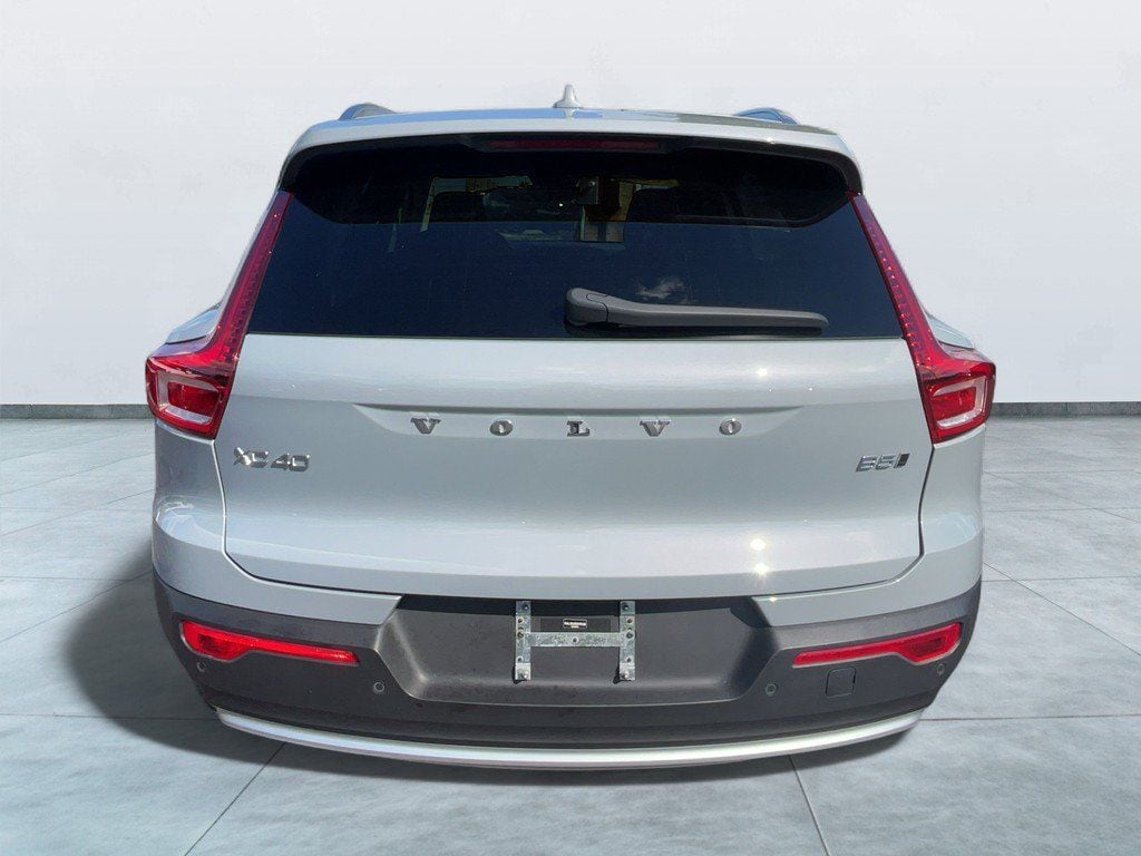 Used 2025 Volvo XC40 B5 Core Bright Theme SUV