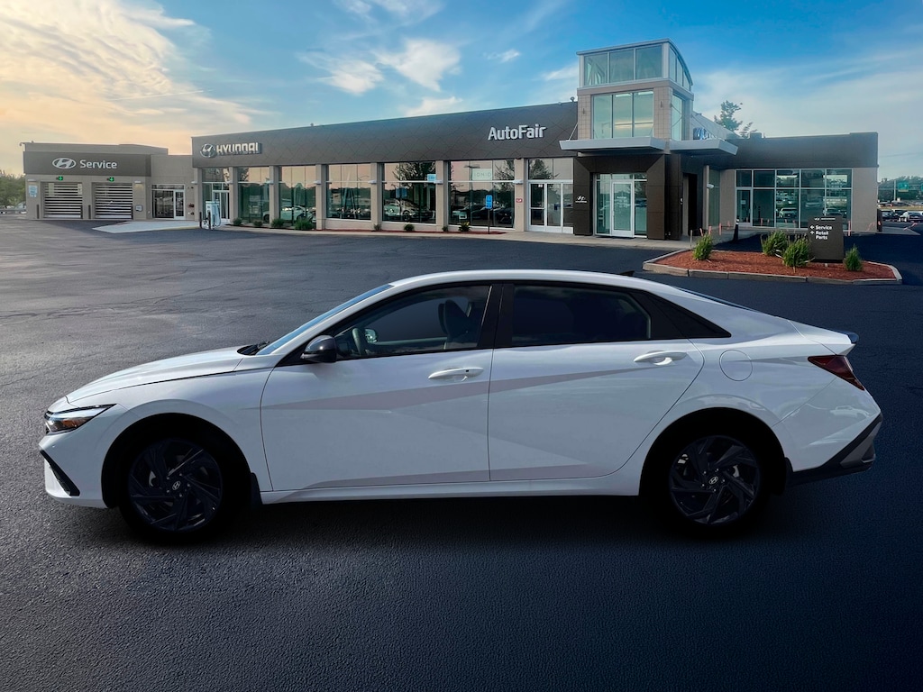 New 2026 Hyundai Elantra SEL Sport Sedan