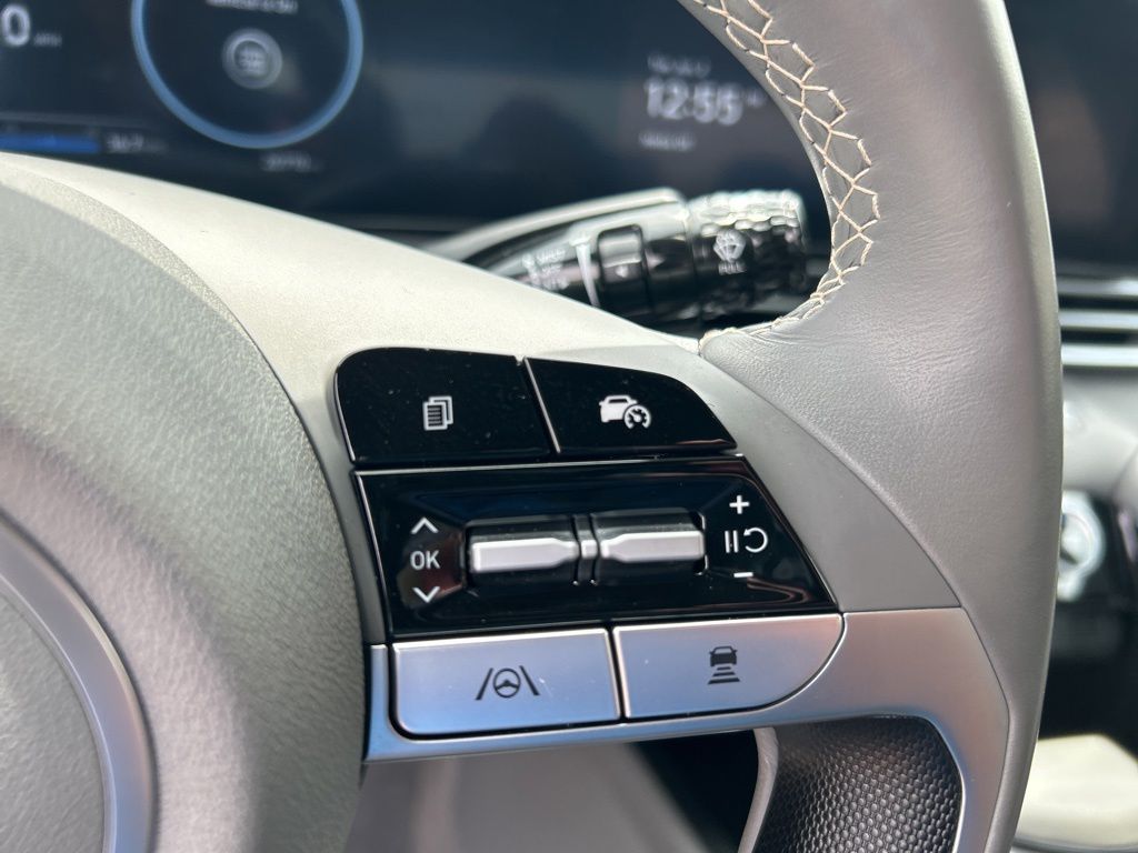 2024 Hyundai Elantra SEL - Photo 18