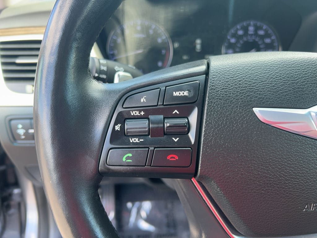 2015 Hyundai Genesis Base - Photo 29