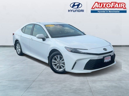 2025 Toyota Camry LE Sedan