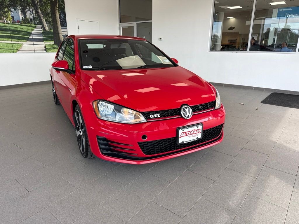 Used 2016 Volkswagen Golf GTI S 4-Door Hatchback