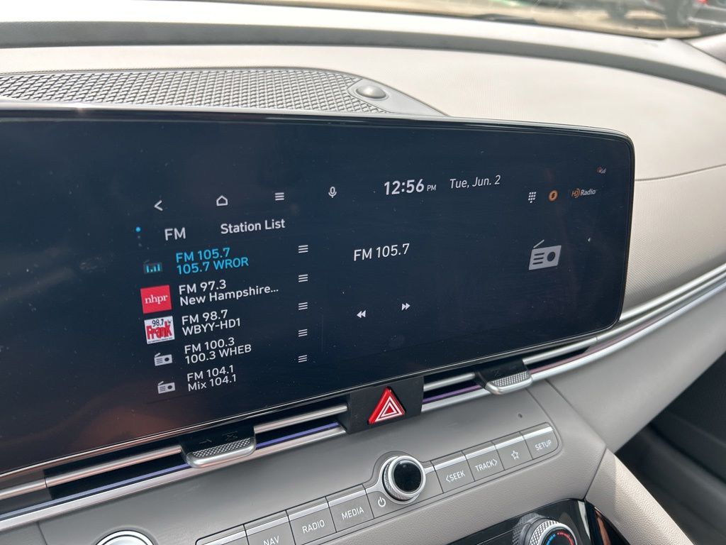 2024 Hyundai Elantra SEL - Photo 26