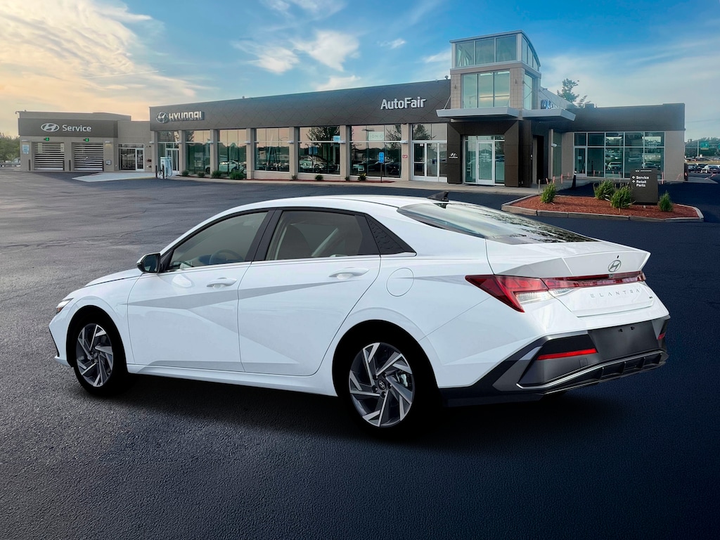 New 2026 Hyundai Elantra Hybrid Limited Sedan