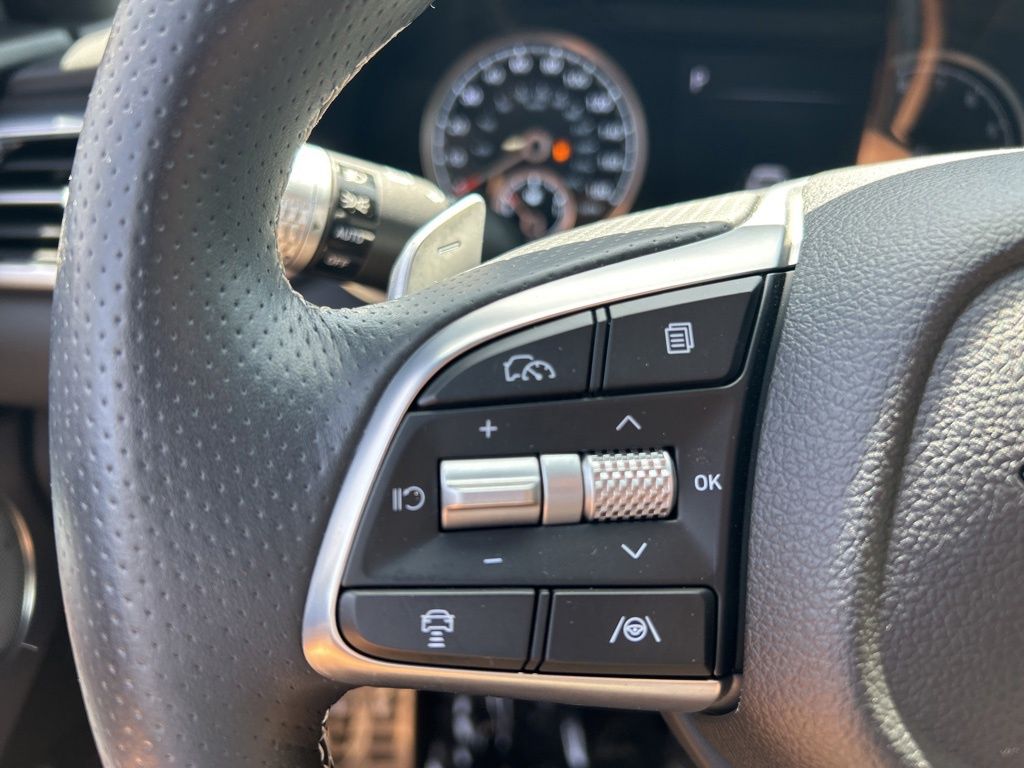 2025 GENESIS G70 Standard - Photo 22