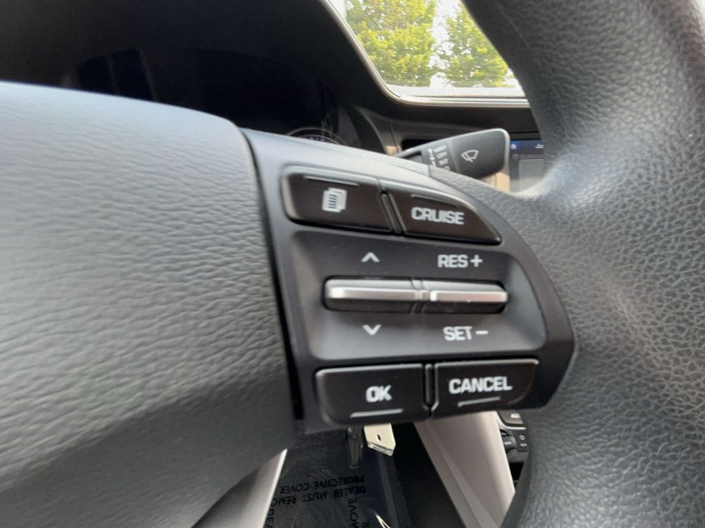 2020 Hyundai Elantra SEL - Photo 29