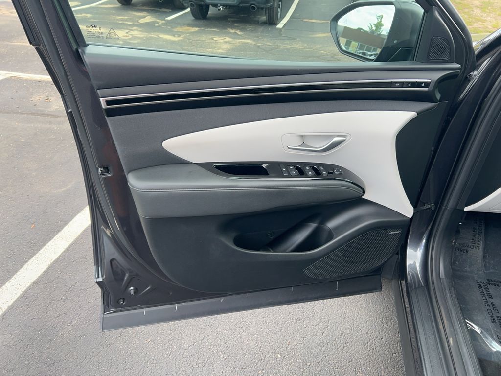2022 Hyundai Tucson Limited - Photo 14