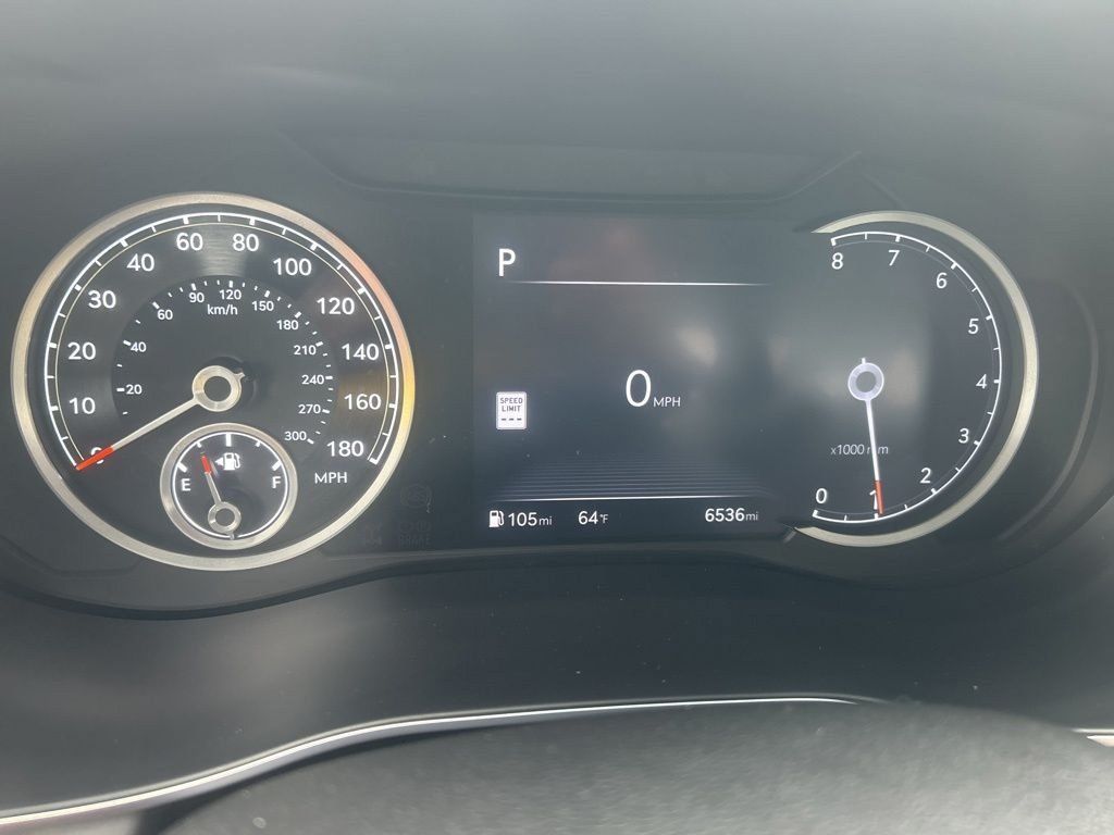 2025 GENESIS G70 Standard - Photo 12