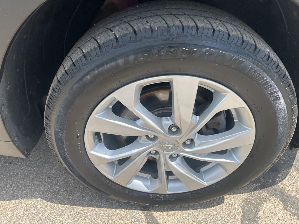 2019 Hyundai Tucson SE - Photo 8