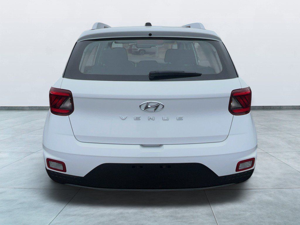 2024 Hyundai Venue SEL - Photo 6