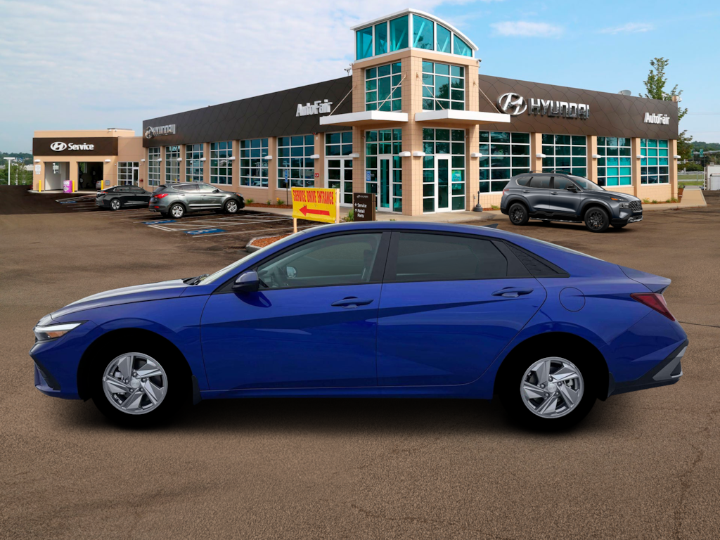 New 2026 Hyundai Elantra SE Sedan