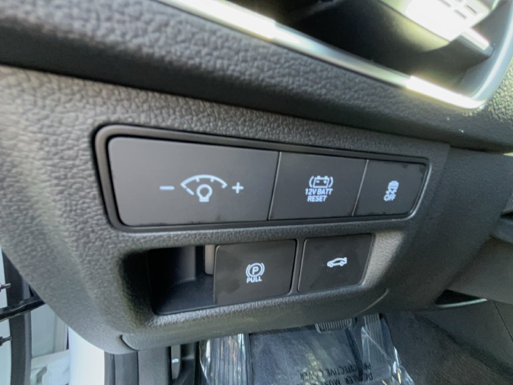 2024 Hyundai Sonata Hybrid SEL - Photo 30