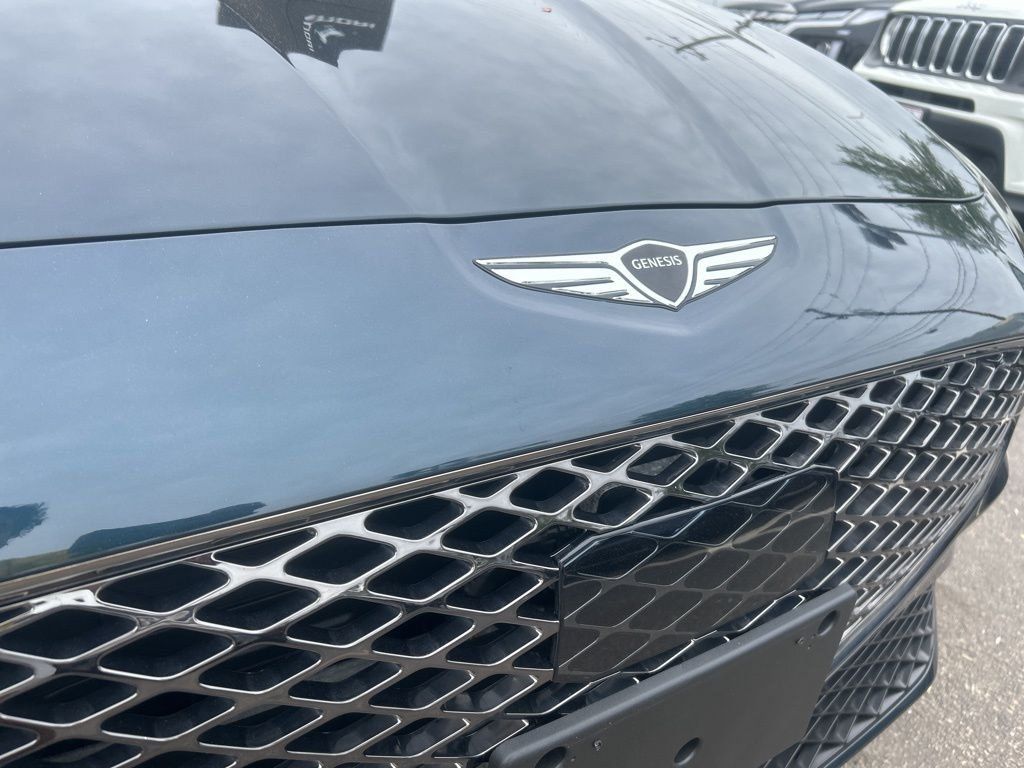 2025 GENESIS G70 Standard - Photo 26
