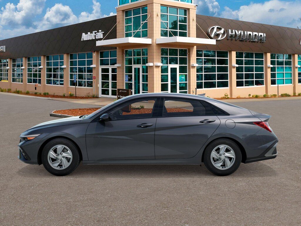 New 2026 Hyundai Elantra SE Sedan