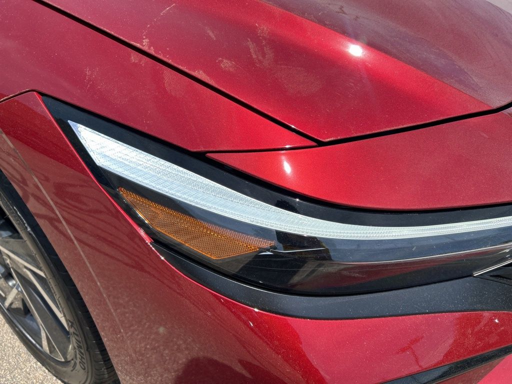 2024 Hyundai Elantra SEL - Photo 9