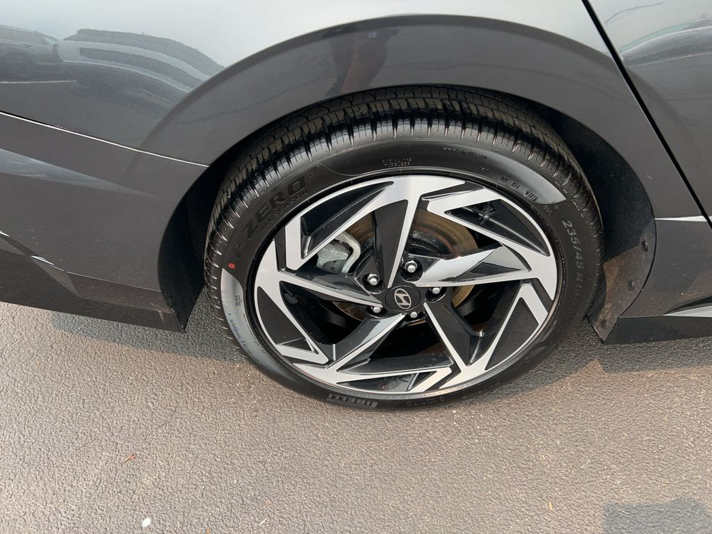 2025 Hyundai Sonata SEL - Photo 9