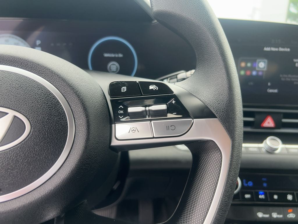 2024 Hyundai Elantra SEL - Photo 28
