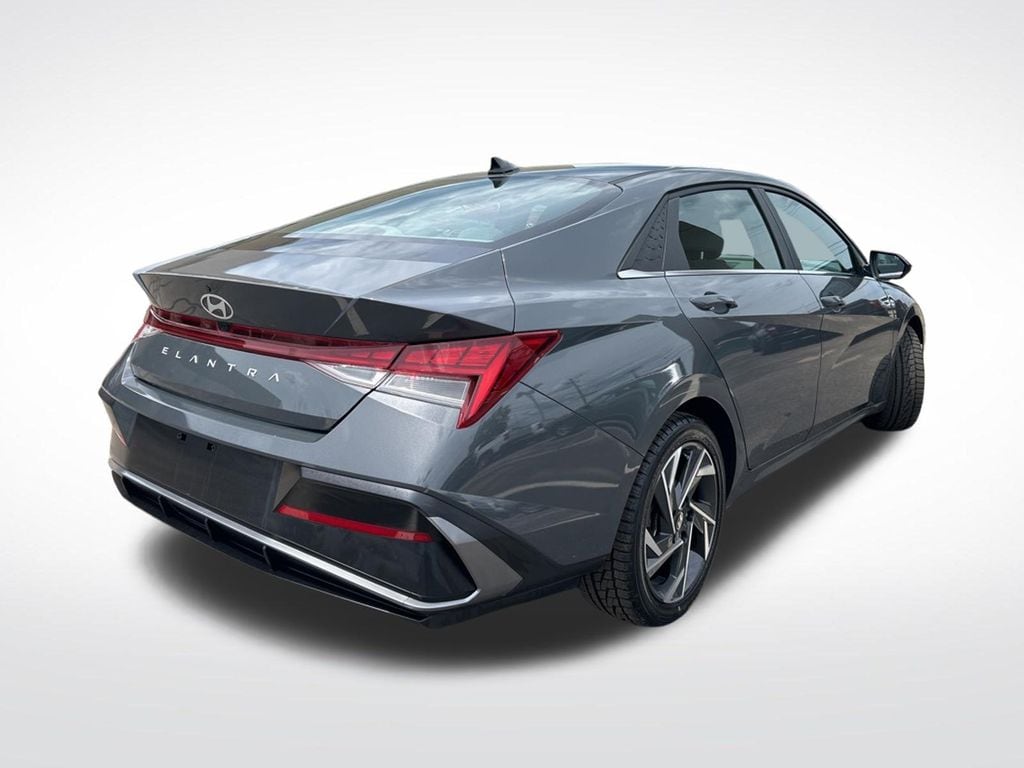 2024 Hyundai Elantra SEL - Photo 34
