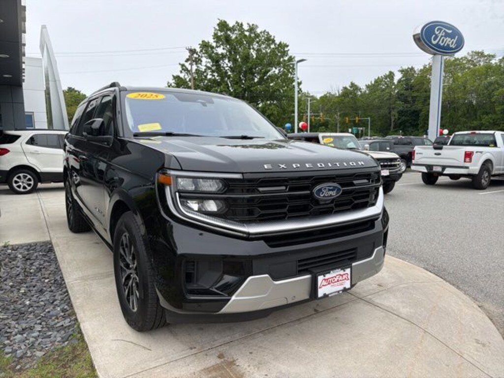 Used 2025 Ford Expedition Platinum SUV