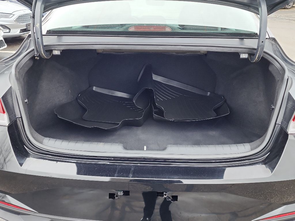 2022 Hyundai Elantra SEL - Photo 14
