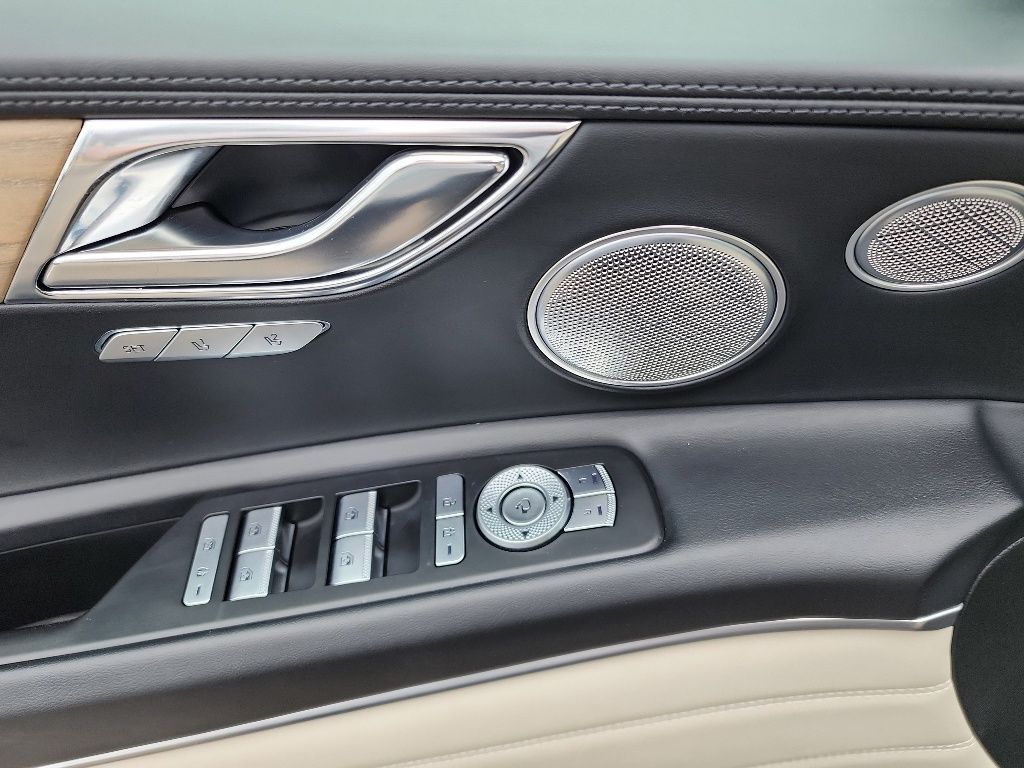 2024 GENESIS GV80 - Photo 19