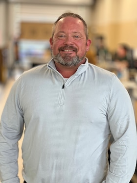 Staff member Daniel Loring from ID_d56e57c3d92a