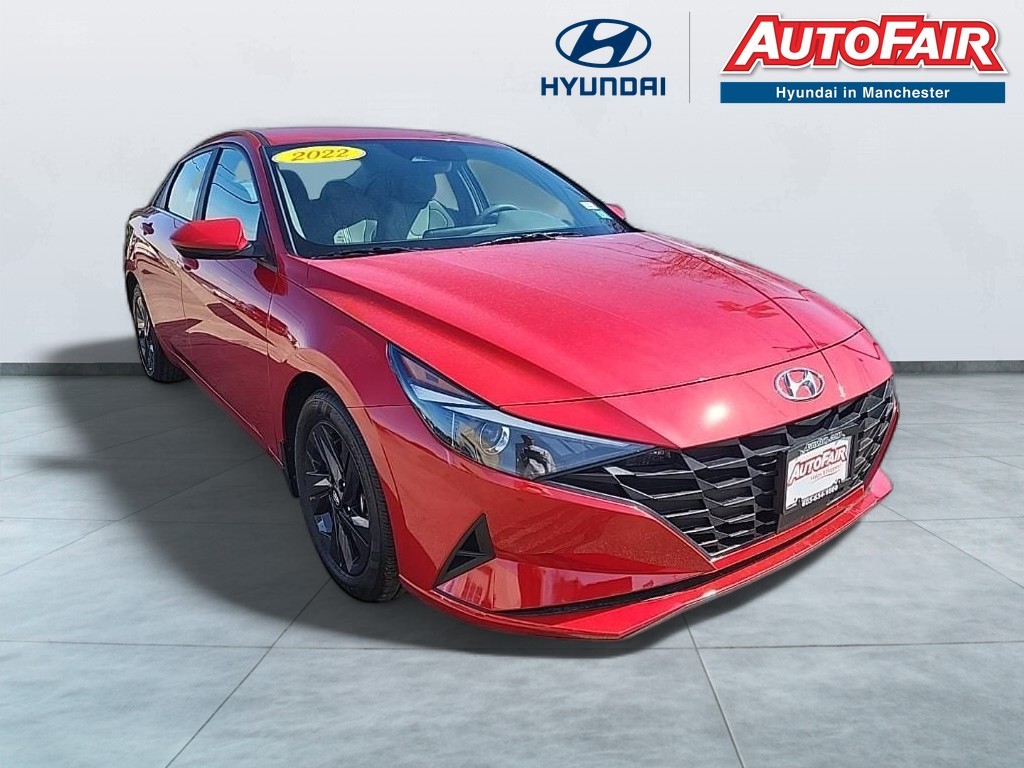 2022 Hyundai Elantra 2.0 SEL IVT's photo