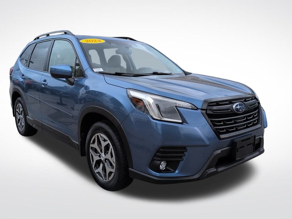 Used 2024 Subaru Forester Premium with VIN JF2SKADC4RH463028 for sale in Manchester, NH