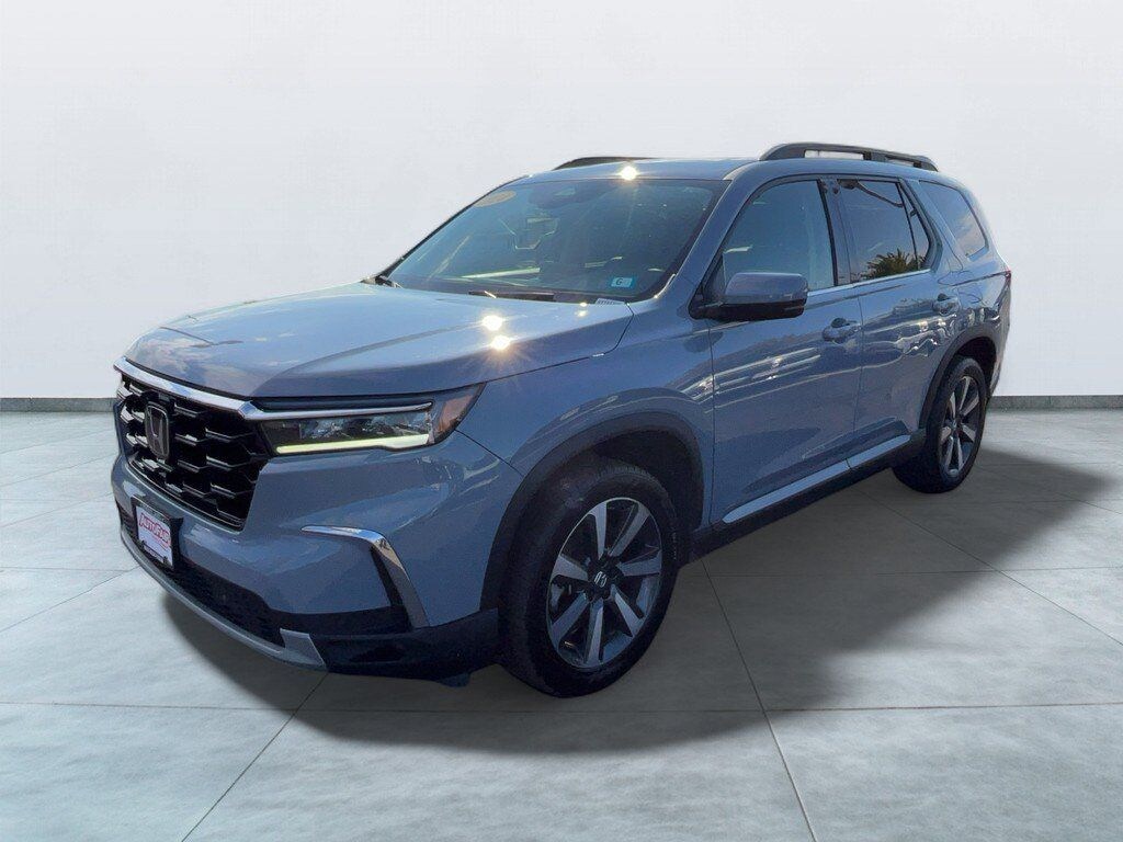 Used 2024 Honda Pilot Touring SUV