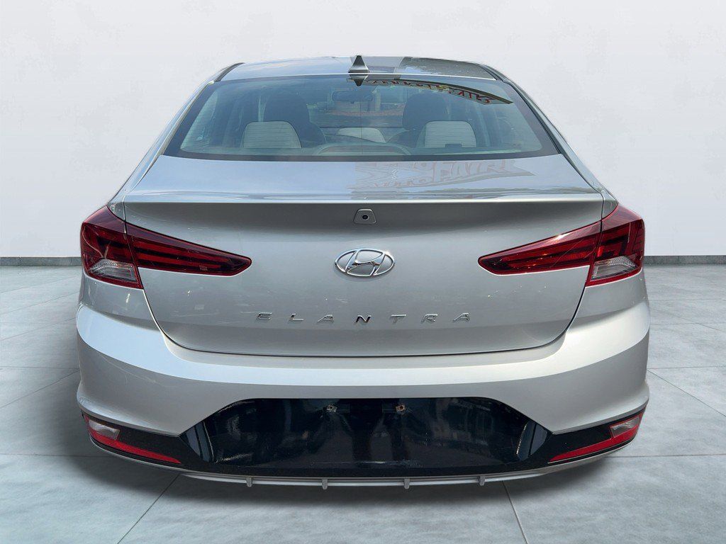 2020 Hyundai Elantra SEL - Photo 6
