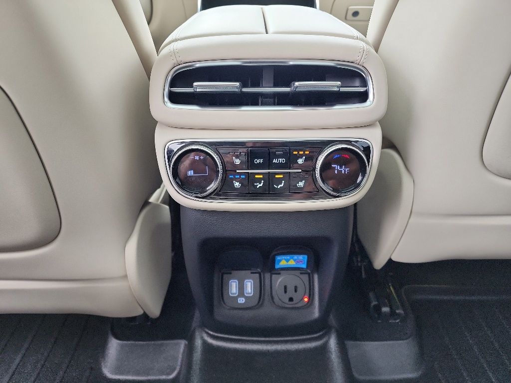 2024 GENESIS GV80 - Photo 33