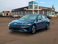 2025 Hyundai Elantra Limited Sedan