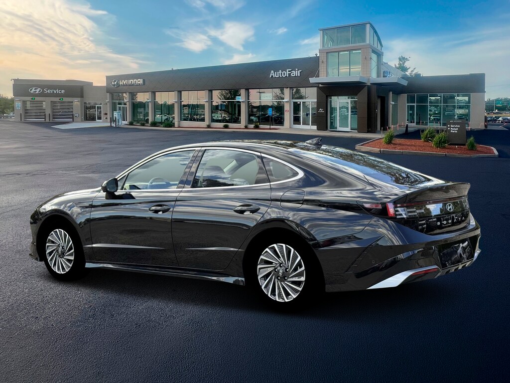 New 2026 Hyundai Sonata Hybrid Limited Sedan