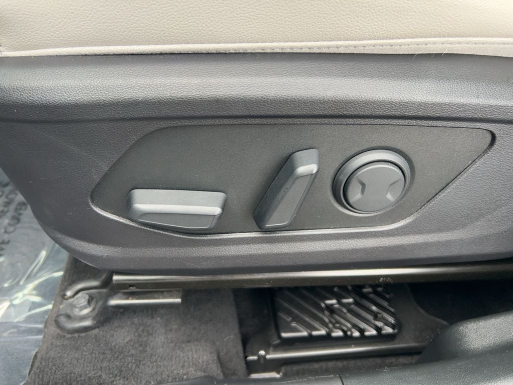 2022 Hyundai Tucson Limited - Photo 15