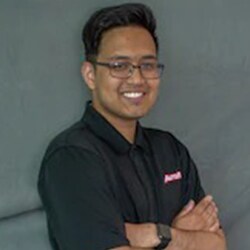 Staff member Saurav Chetteri from ID_c5d12697396d