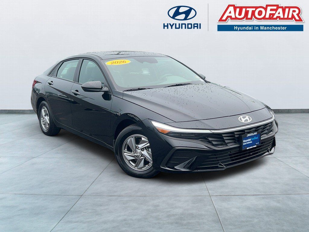 Used 2026 Hyundai Elantra SE Sedan