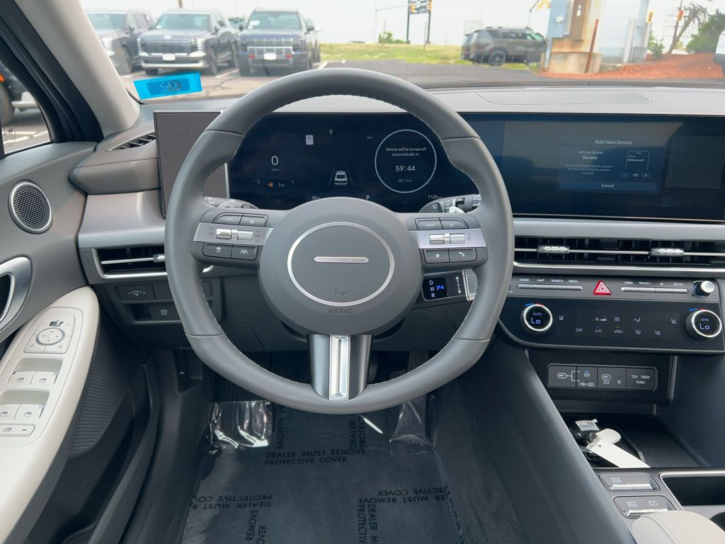 2025 Hyundai Sonata SEL - Photo 28