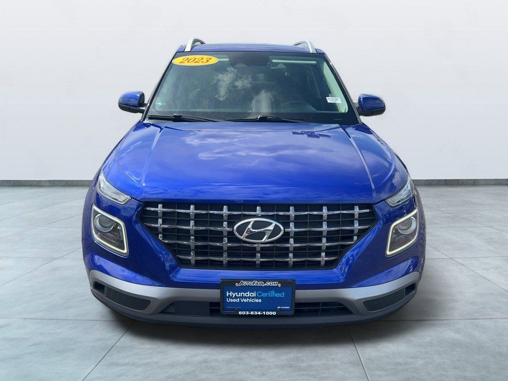 Used 2023 Hyundai Venue Limited SUV