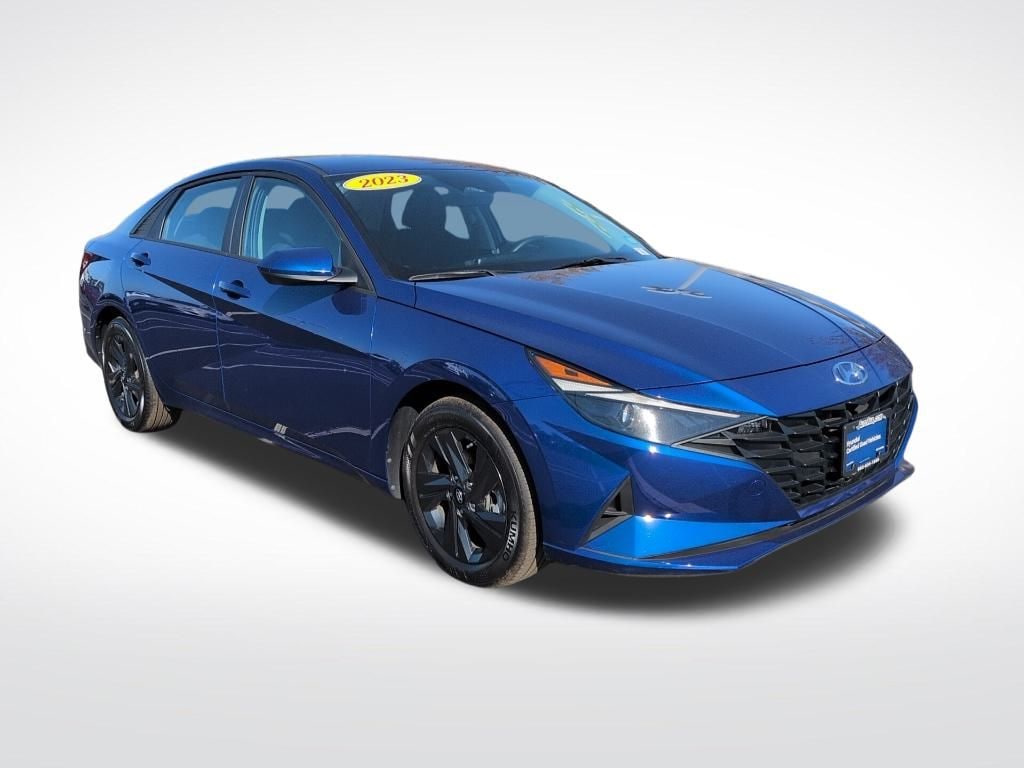 Used 2023 Hyundai Elantra SEL Sedan