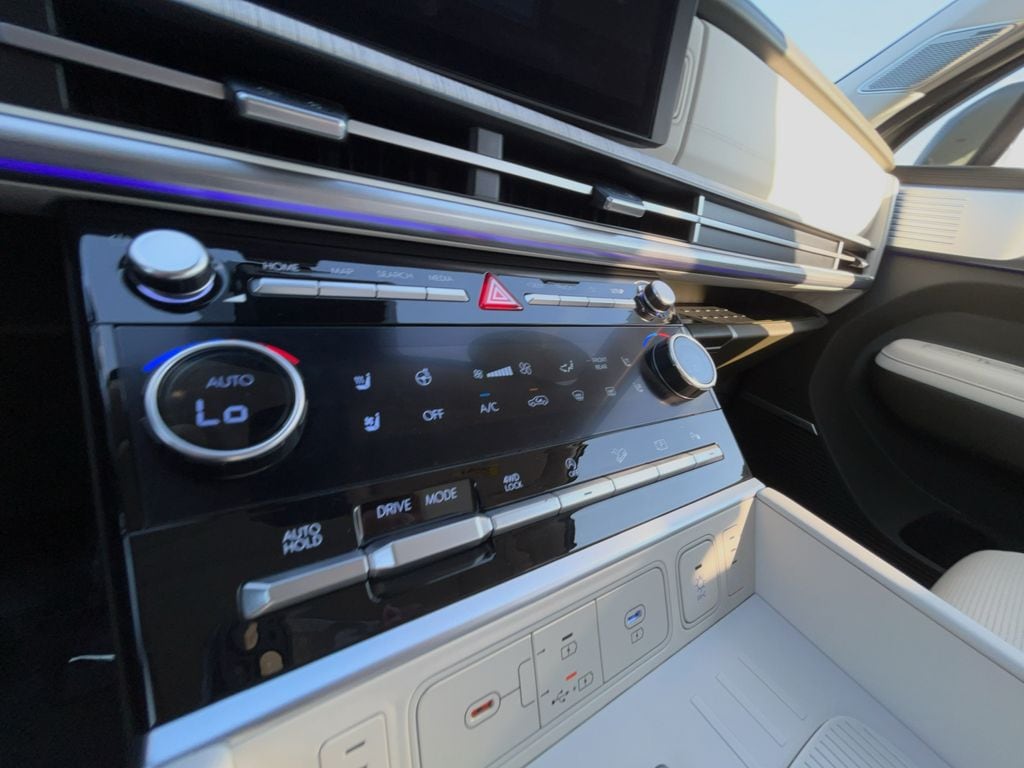 2024 Hyundai Santa Fe Calligraphy - Photo 25