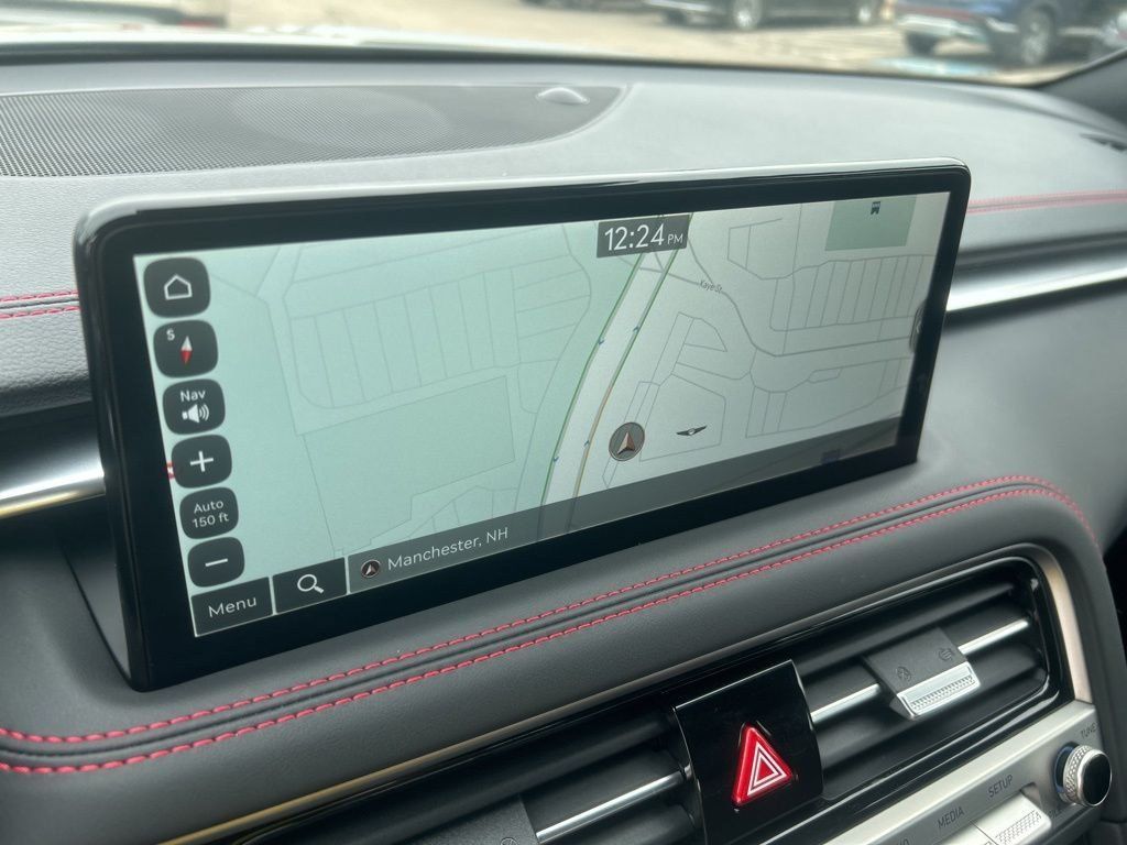 2025 GENESIS G70 Standard - Photo 14