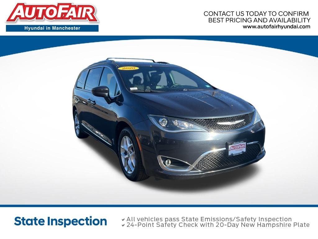 2020 Chrysler Pacifica Touring L's photo