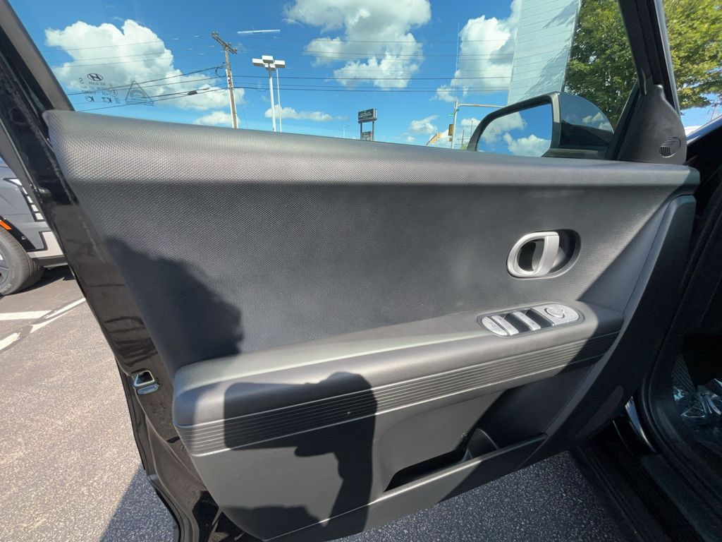 2024 Hyundai IONIQ 5 SEL - Photo 14