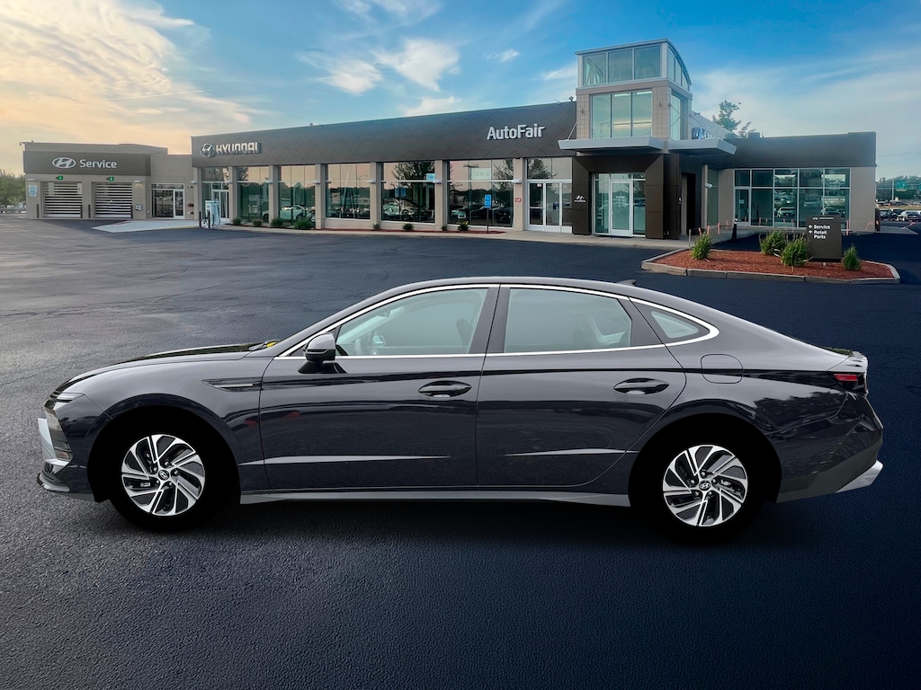 New 2026 Hyundai Sonata Hybrid Blue Sedan