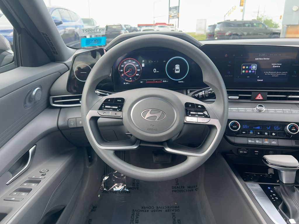 2024 Hyundai Elantra SEL - Photo 27