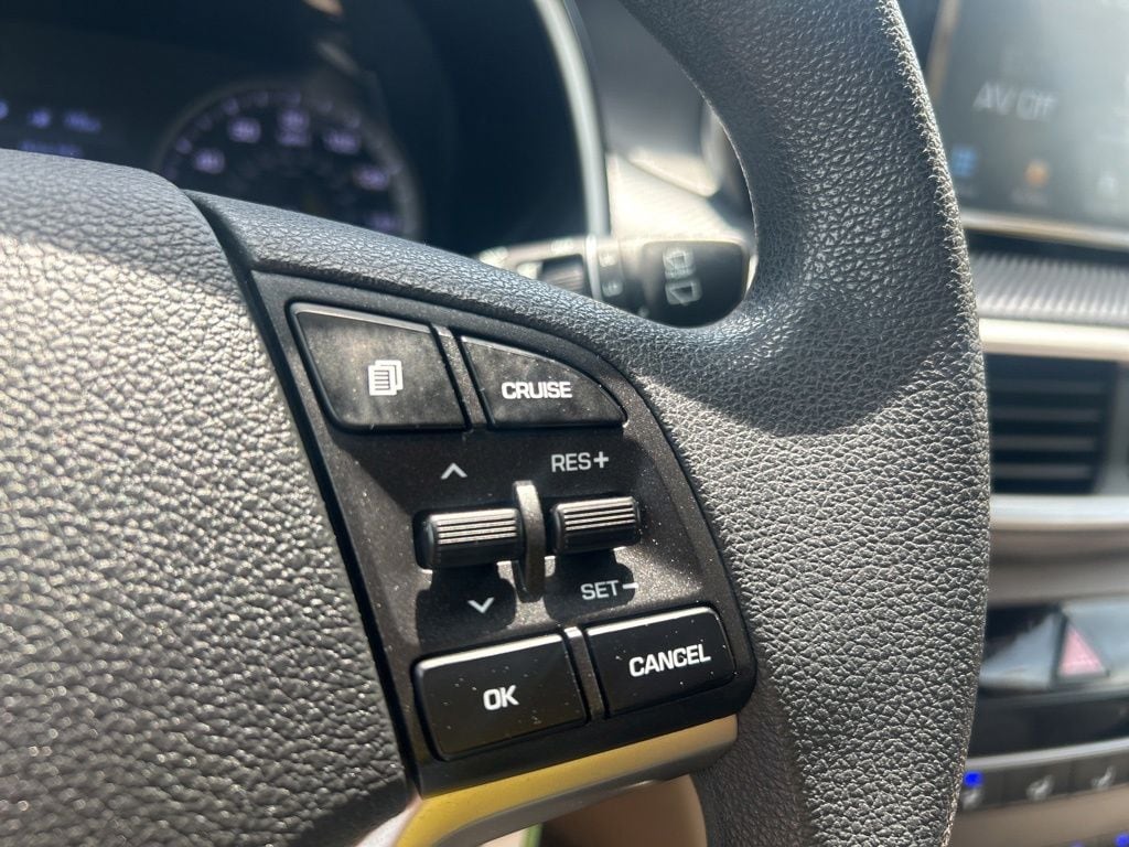 2019 Hyundai Tucson SE - Photo 18