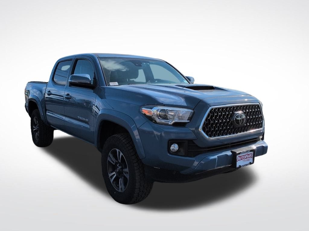 Used 2019 Toyota Tacoma TRD Sport with VIN 5TFCZ5AN4KX179292 for sale in Manchester, NH